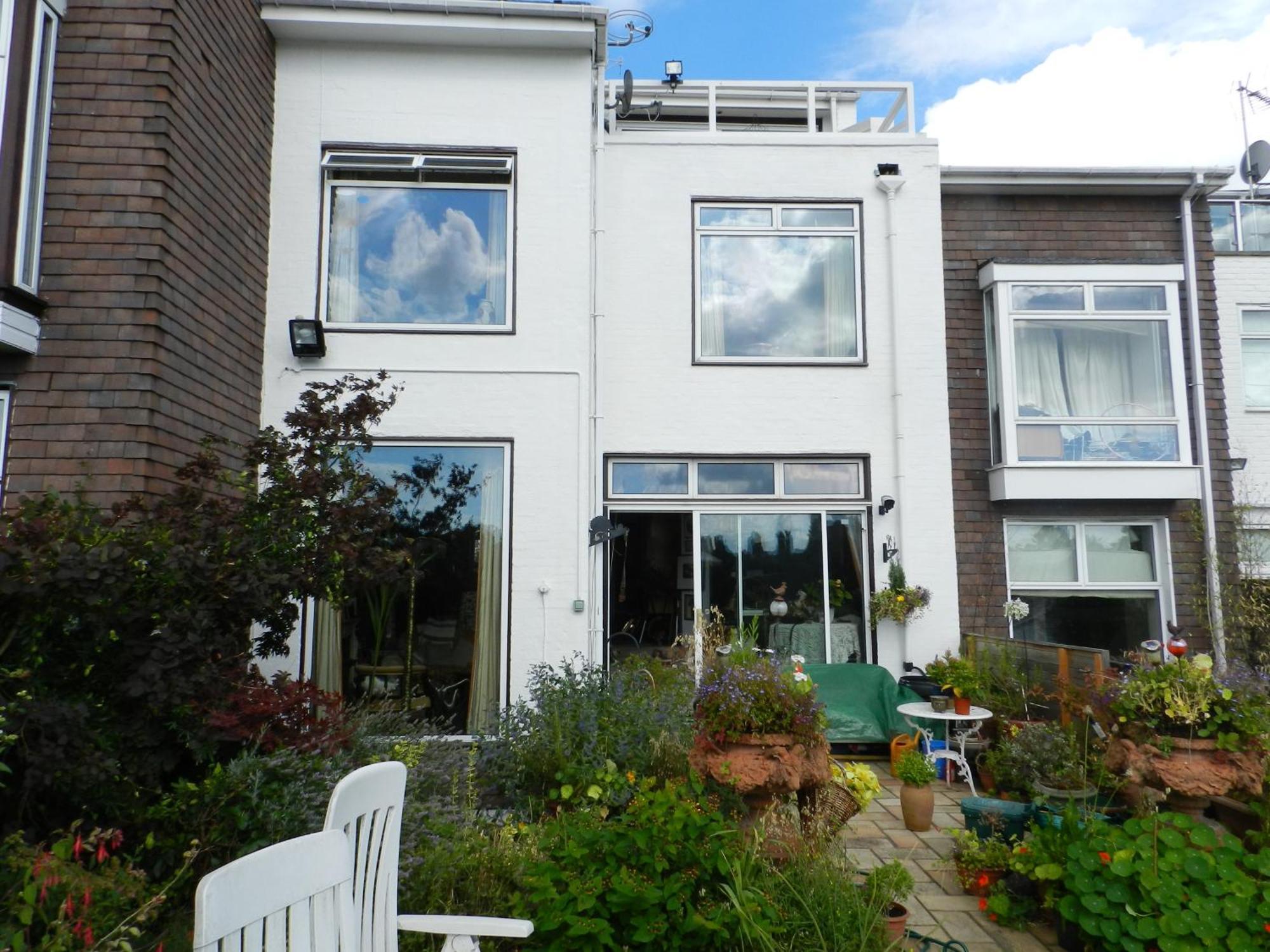 Chiswick Riviera With Free Parking Couette-café Londres